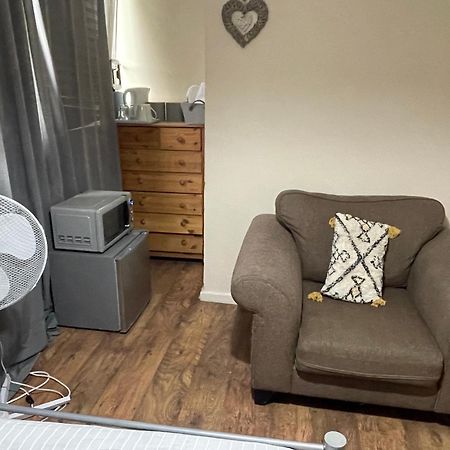 Comfortable Double Room London Exteriör bild
