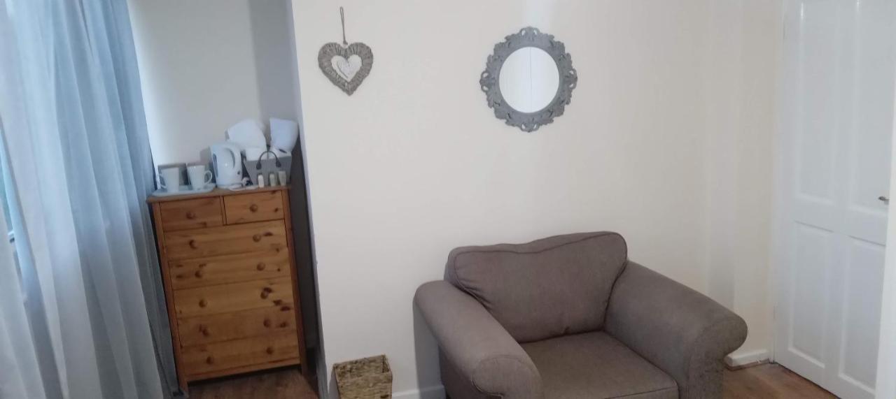 Comfortable Double Room London Exteriör bild