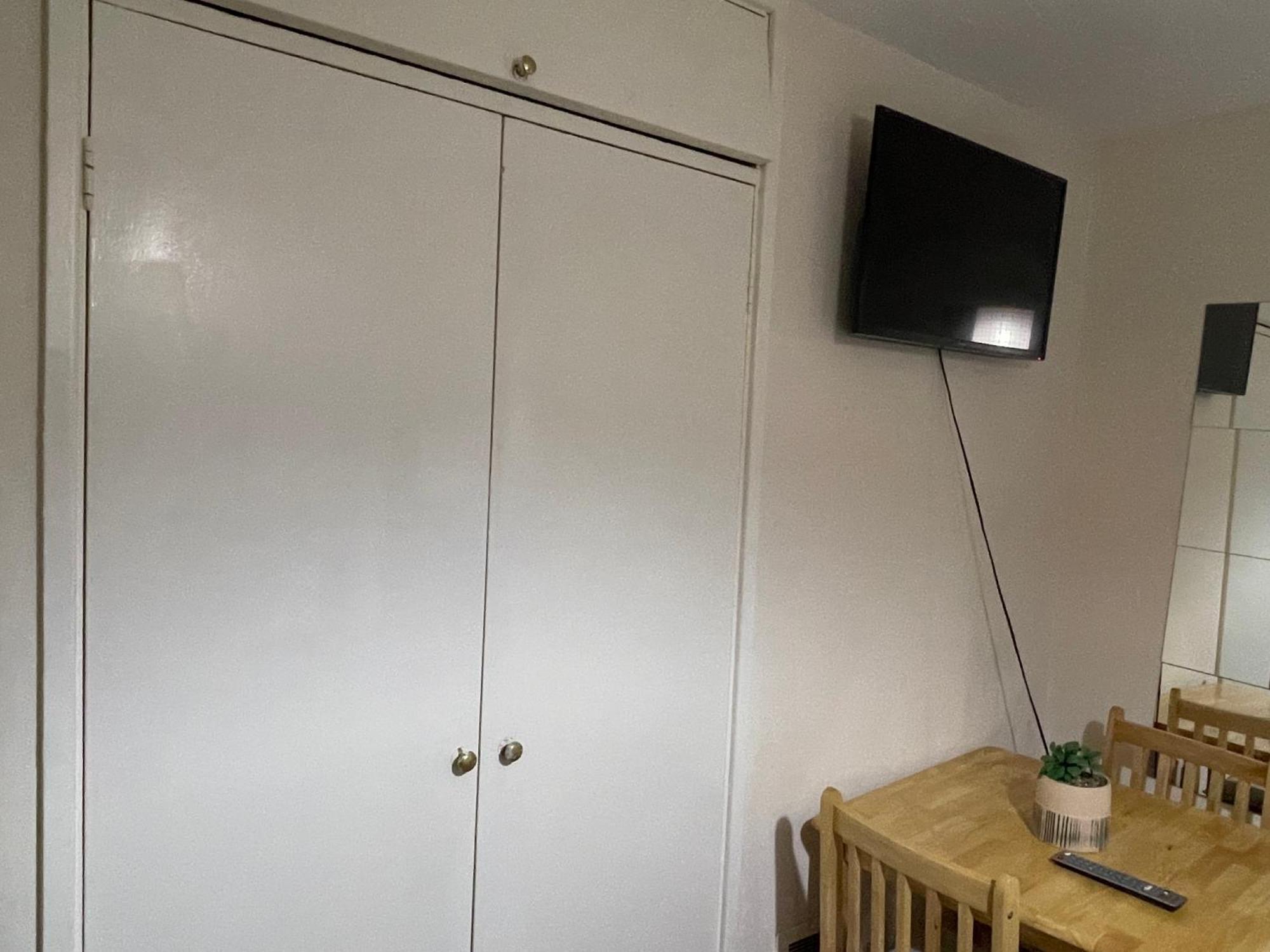 Comfortable Double Room London Exteriör bild